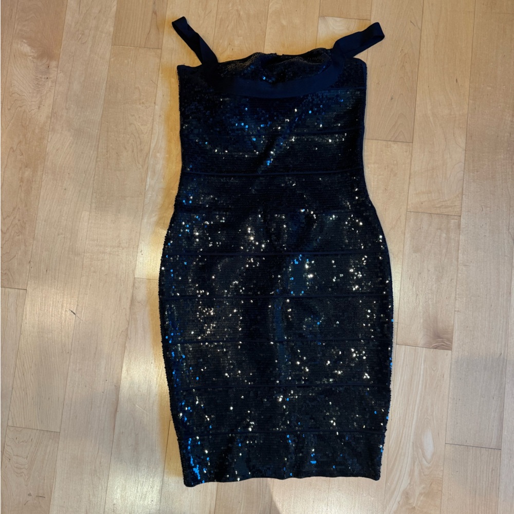 Herve Leger Black Sequin Knee Length Dress